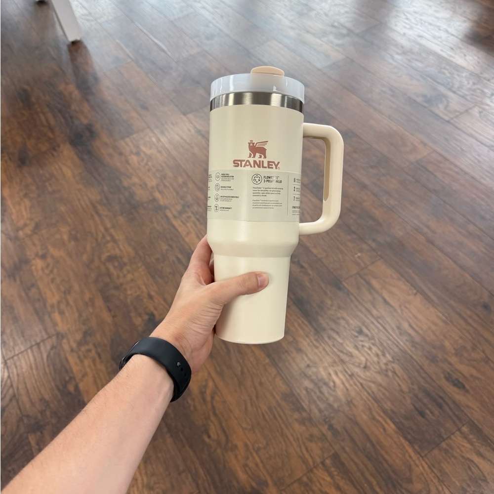 Quencher tumbler 40 oz